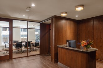 1 Hanover Sq, New York, NY for lease Interior Photo- Image 2 of 5