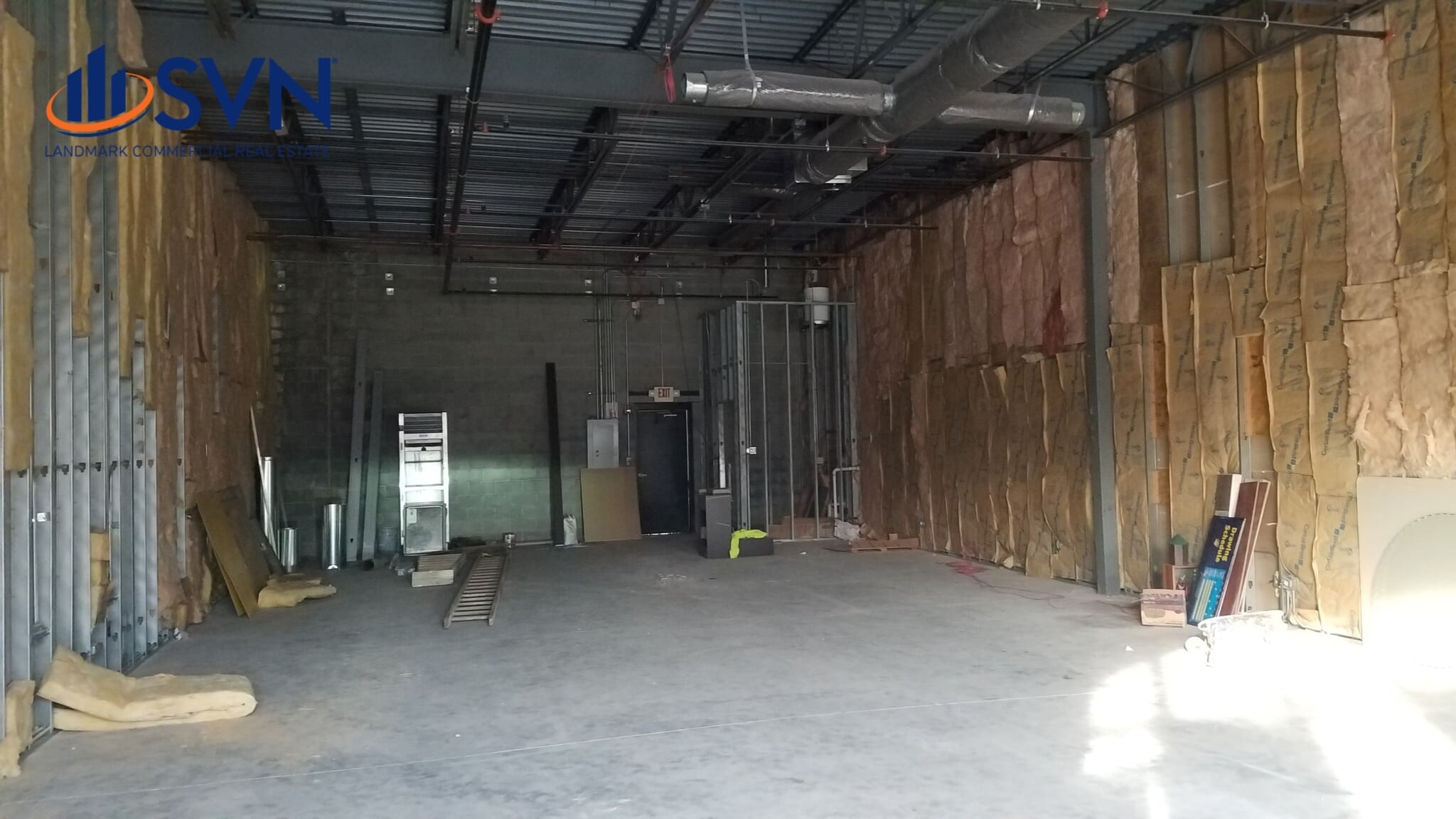 300 W Main St, Carpentersville, IL à louer Photo du bâtiment- Image 1 de 1