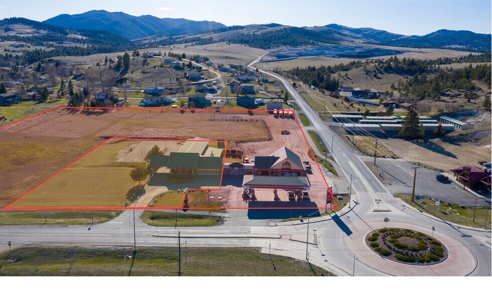 1 Jackson Creek Rd, Montana City, MT à vendre - Photo du bâtiment - Image 3 de 8