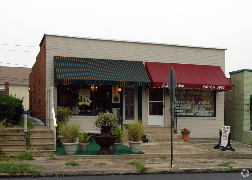 735 N 19th St, Allentown, PA for lease - Primary Photo - Image 1 of 2