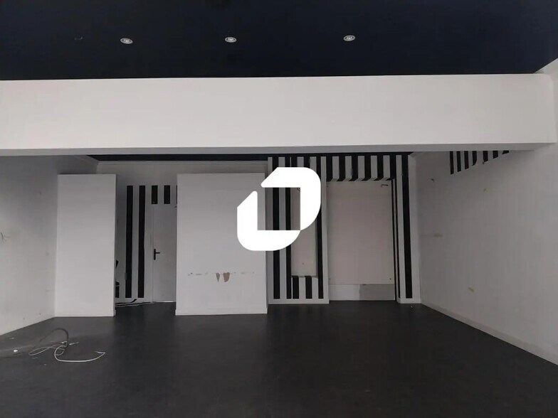 13 Rue Contrescarpe, Nantes à louer - Photo du bâtiment - Image 2 de 4