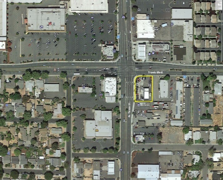 1520 N Texas St, Fairfield, CA à louer - Photo du bâtiment - Image 3 de 6