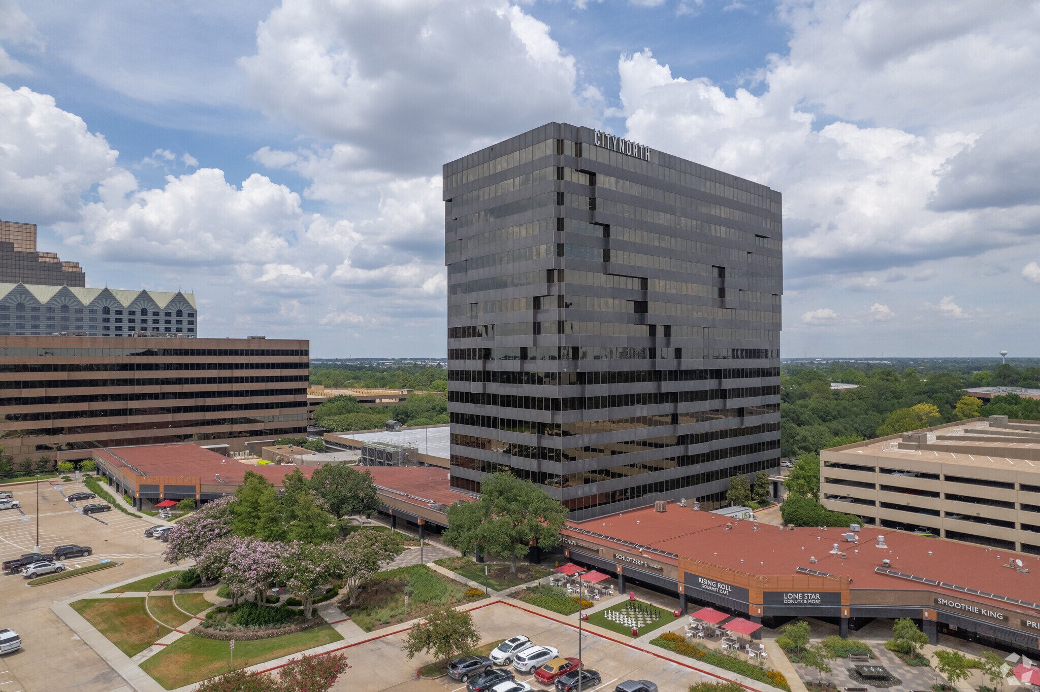 12152-12198 Greenspoint Dr, Houston, TX à louer Photo du bâtiment- Image 1 de 10
