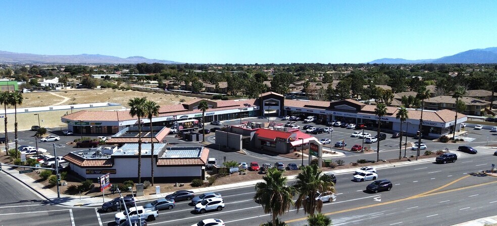 40100 Washington St, Bermuda Dunes, CA à louer - Photo du bâtiment - Image 3 de 5