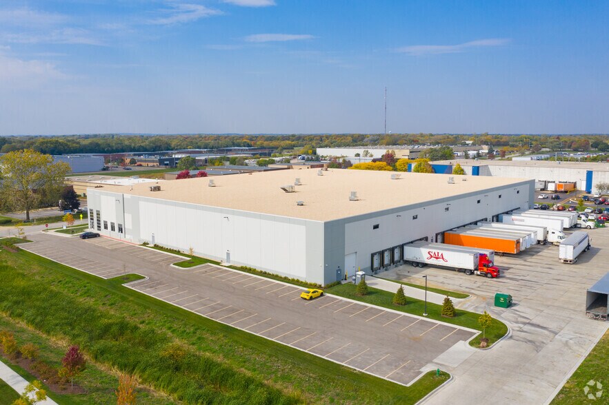 1100 N Raddant Rd, Batavia, IL à louer - Aérien - Image 2 de 4