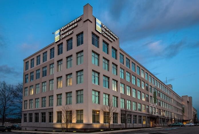 67 Millbrook St, Worcester, MA à louer - Photo du bâtiment - Image 1 de 6