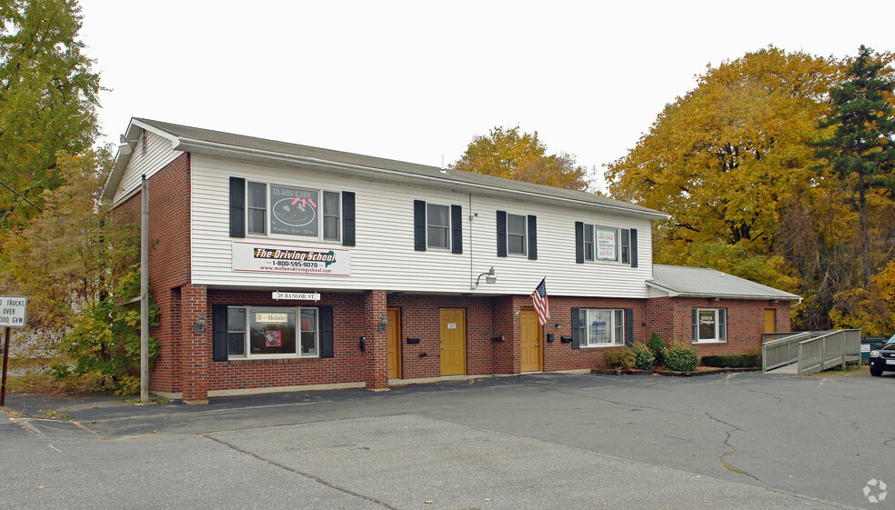 59 Bangor St, Augusta, ME à vendre - Photo principale - Image 1 de 1