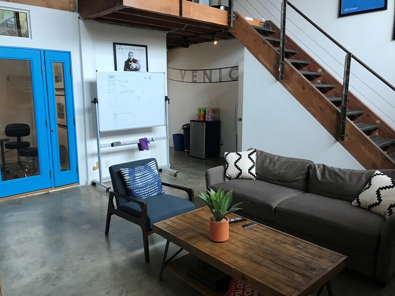 1201-1291 Electric Ave, Venice, CA for lease - Interior Photo - Image 3 of 12