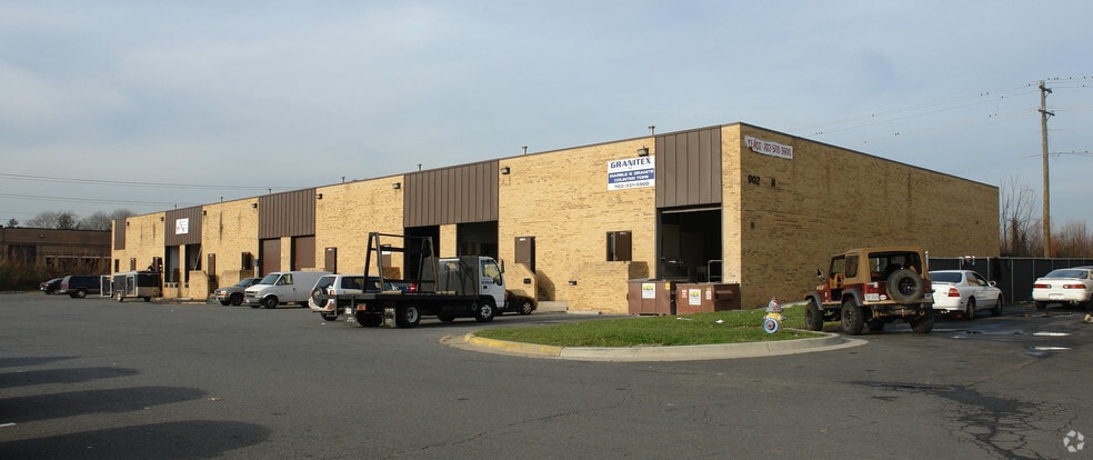 9024 Euclid Ave, Manassas, VA for lease - Building Photo - Image 3 of 3