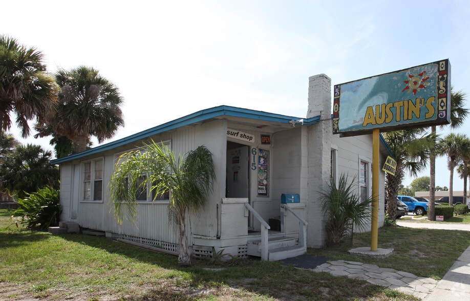 615 3rd St S, Jacksonville Beach, FL à louer - Photo du bâtiment - Image 2 de 3