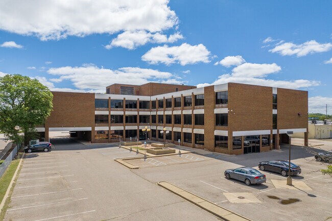 More details for 27301 Dequindre Rd, Madison Heights, MI - Office/Medical, Medical for Lease
