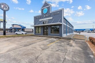 707 Boll Weevil Cir, Enterprise, AL à louer Photo du bâtiment- Image 1 de 24