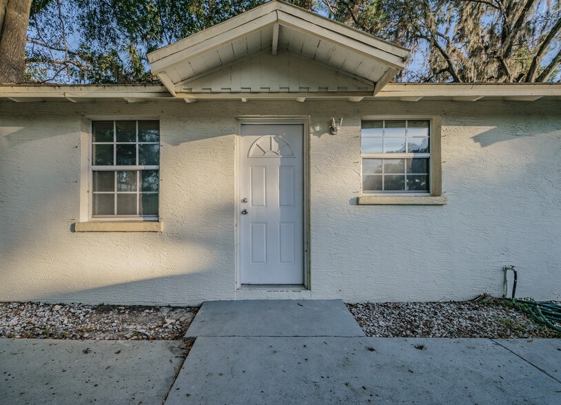 7618 US Highway 19, New Port Richey, FL à vendre - Photo du bâtiment - Image 2 de 29