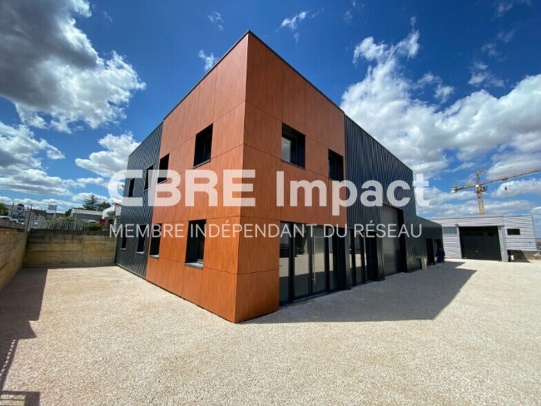 11 Rue De La Petite Fin, Fontaine-lès-Dijon for lease - Building Photo - Image 2 of 7