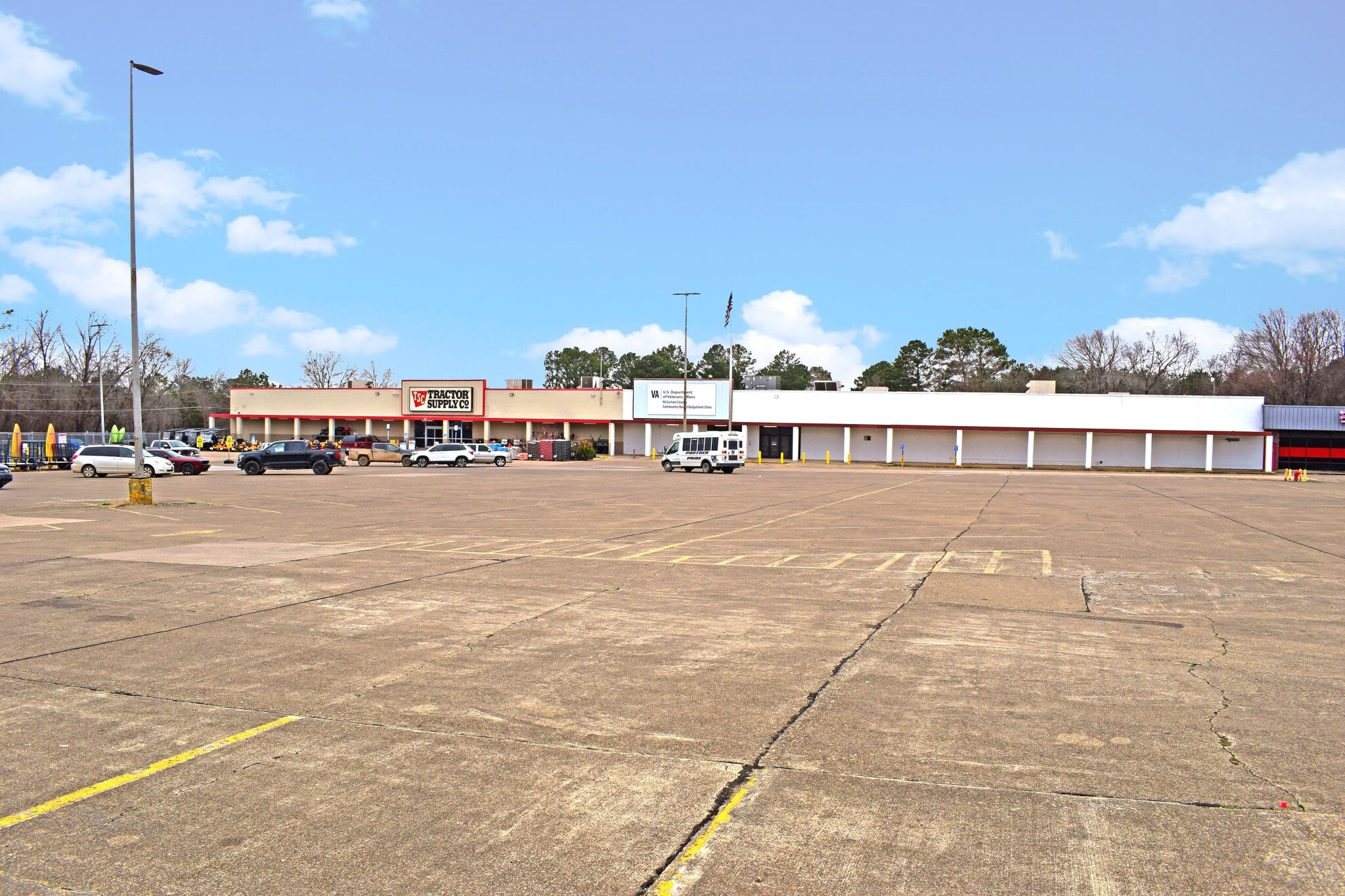 901 E Washington St, Idabel, OK à vendre Photo principale- Image 1 de 6