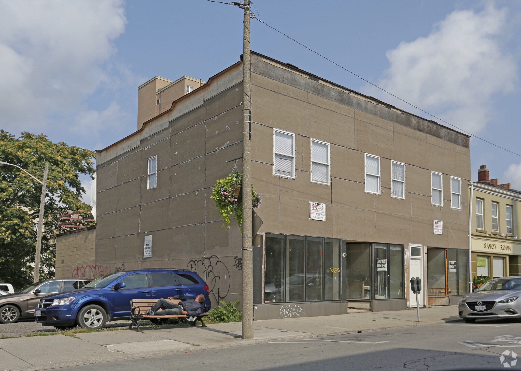 363-365 St Paul St E, St Catharines, ON for sale Primary Photo- Image 1 of 1