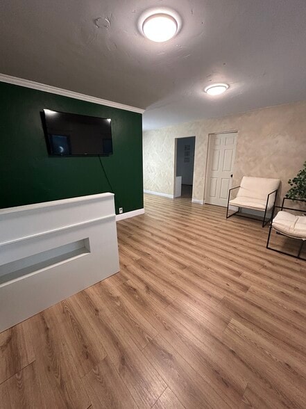 16430 Monterey Rd, Morgan Hill, CA for lease - Building Photo - Image 2 of 12