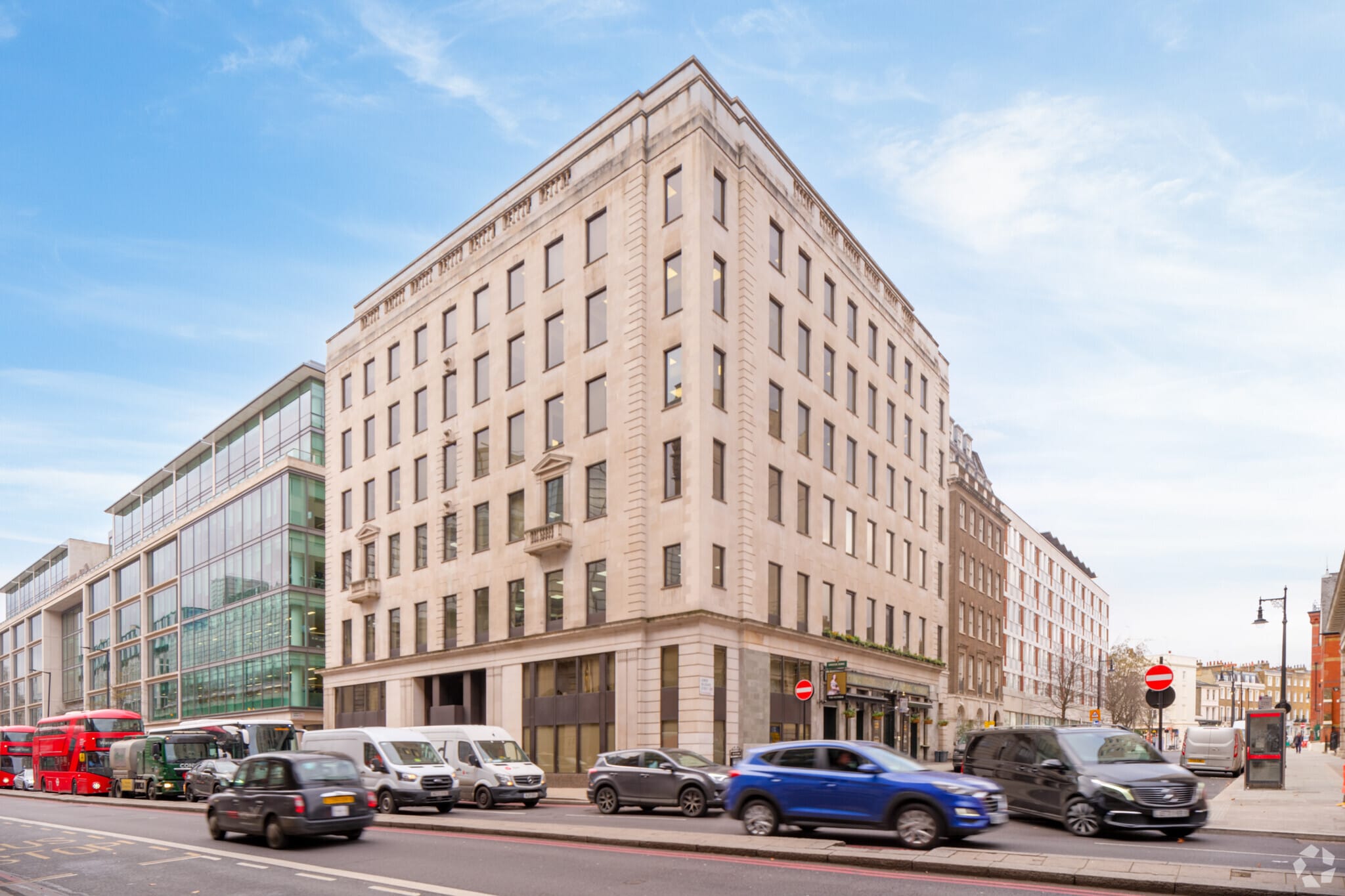60 Buckingham Palace Rd, London for lease Building Photo- Image 1 of 8