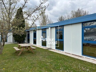 More details for 16 Rue Du Cassé, Saint-Jean - Office for Lease