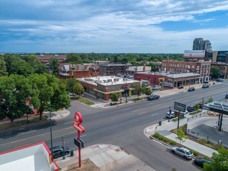 2205-2209 E Colfax Ave, Denver, CO à louer - Photo du bâtiment - Image 2 de 5