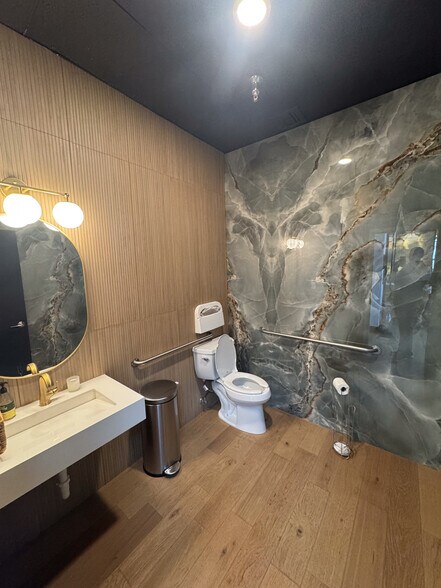 1224-1226 Andover Park E, Tukwila, WA à vendre - Photo intérieure - Image 3 de 19