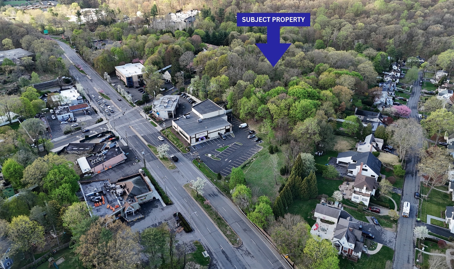 2 ACRE RESIDENTIAL DEVELOPMENT LOT portfolio of 2 properties for sale on LoopNet.ca Aerial- Image 1 of 6