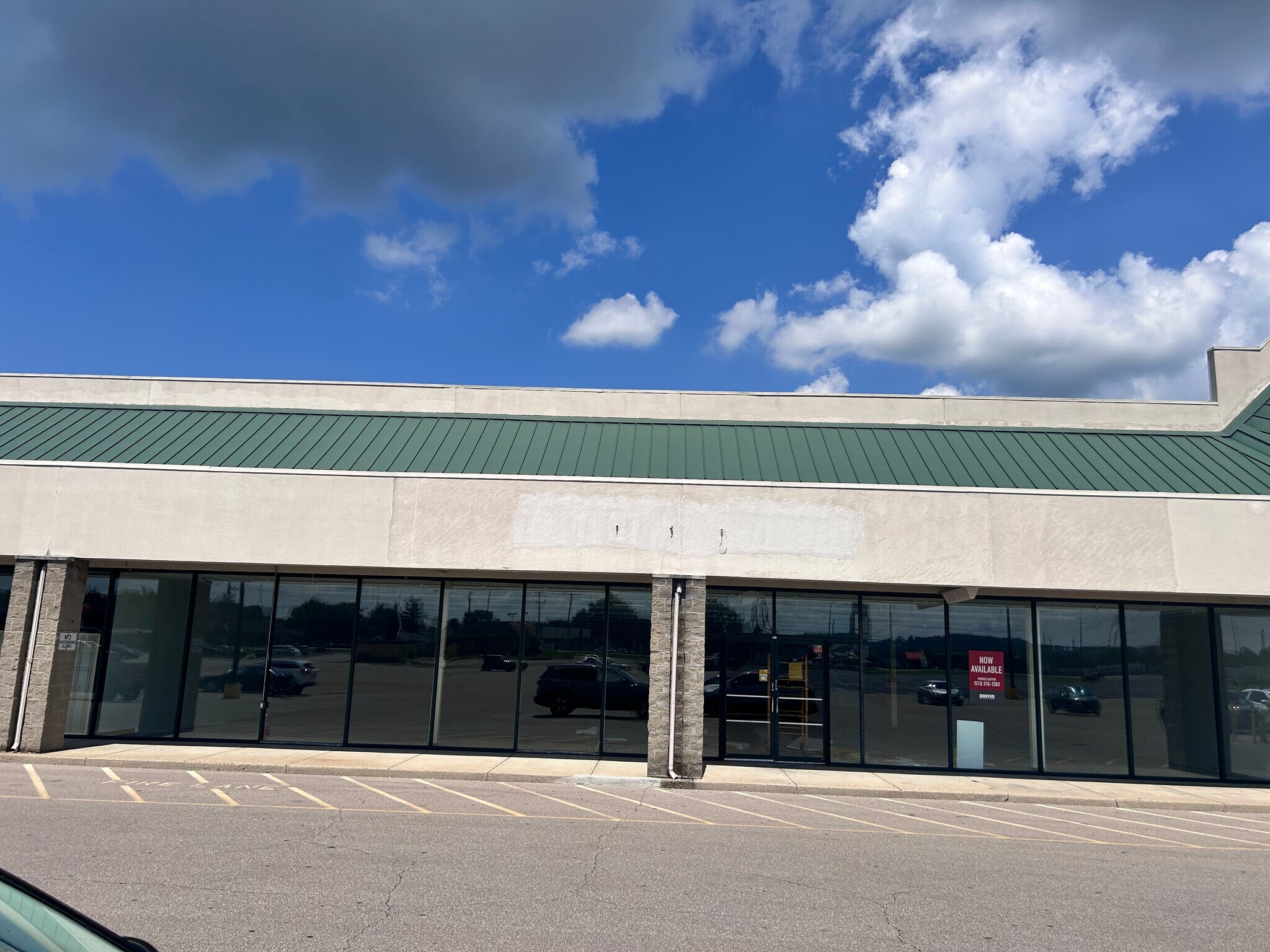 10548 Harrison Ave, Harrison, OH for lease Interior Photo- Image 1 of 6