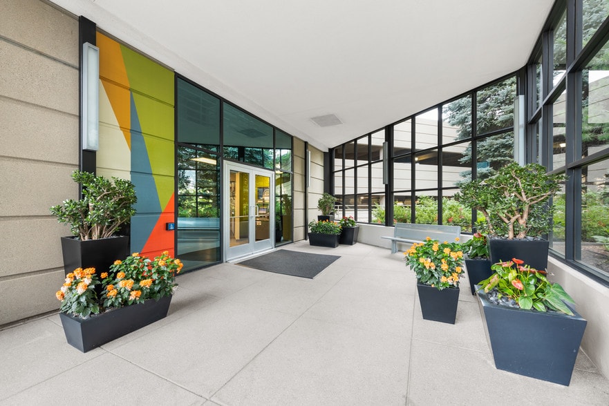 5299 Dtc Blvd, Greenwood Village, CO for lease - Building Photo - Image 2 of 11