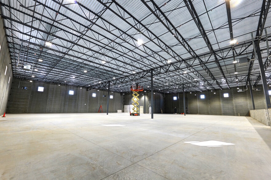 900 North Ave, Plainfield, NJ à louer - Photo du bâtiment - Image 3 de 9