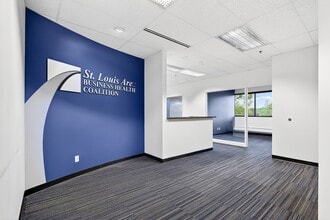 8888 Ladue Rd, Ladue, MO for lease Interior Photo- Image 1 of 10