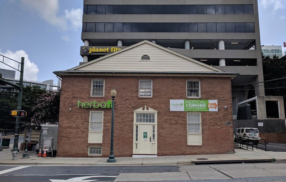 8413 Ramsey Ave, Silver Spring, MD for lease - Primary Photo - Image 1 of 3