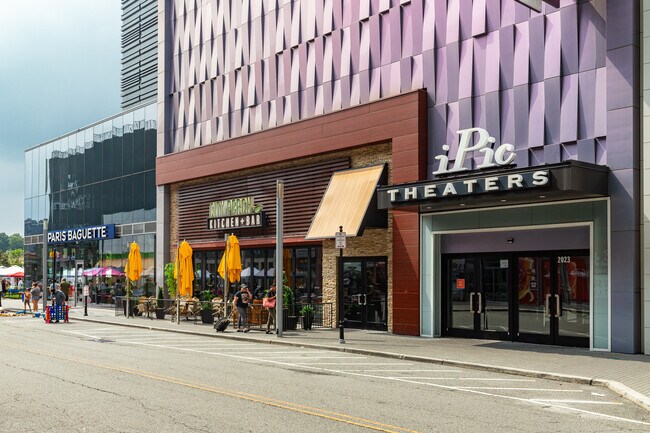 More details for 2030 Hudson St, Fort Lee, NJ - Retail for Lease