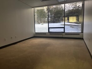 555 Pleasantville Rd, Briarcliff Manor Village, NY for lease Building Photo- Image 1 of 1