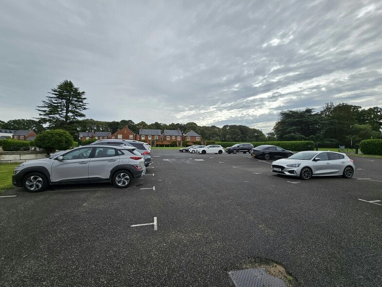 Hall Dr, Middlesbrough for lease - Building Photo - Image 2 of 2