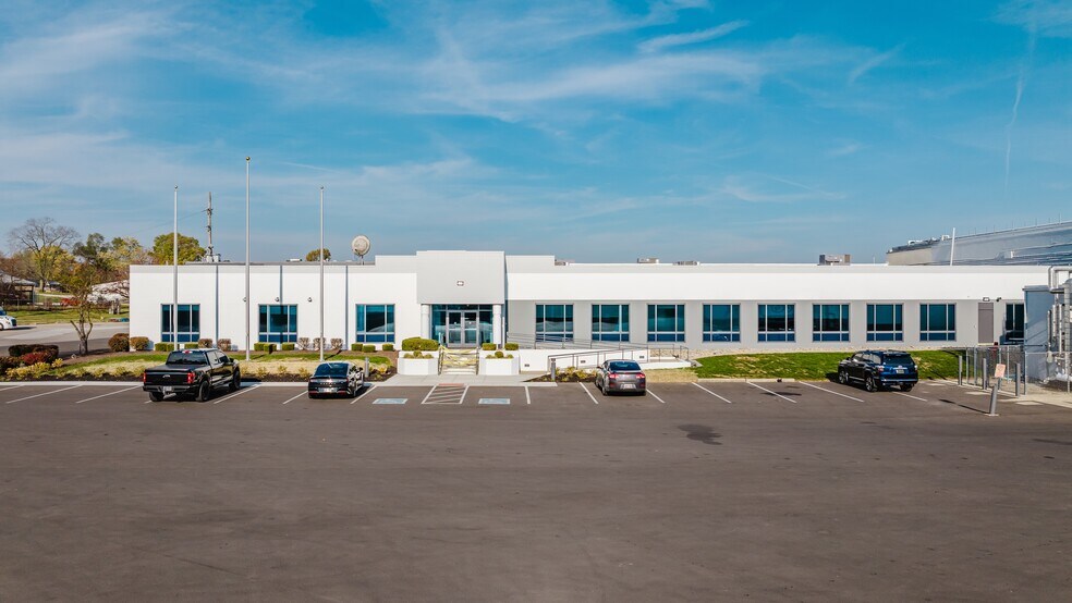 1003 Bellbrook Ave, Xenia, OH à louer - Photo du bâtiment - Image 1 de 15