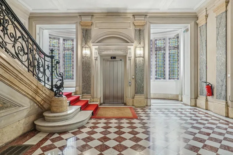 10-12 Avenue De Messine, Paris for lease - Lobby - Image 3 of 21