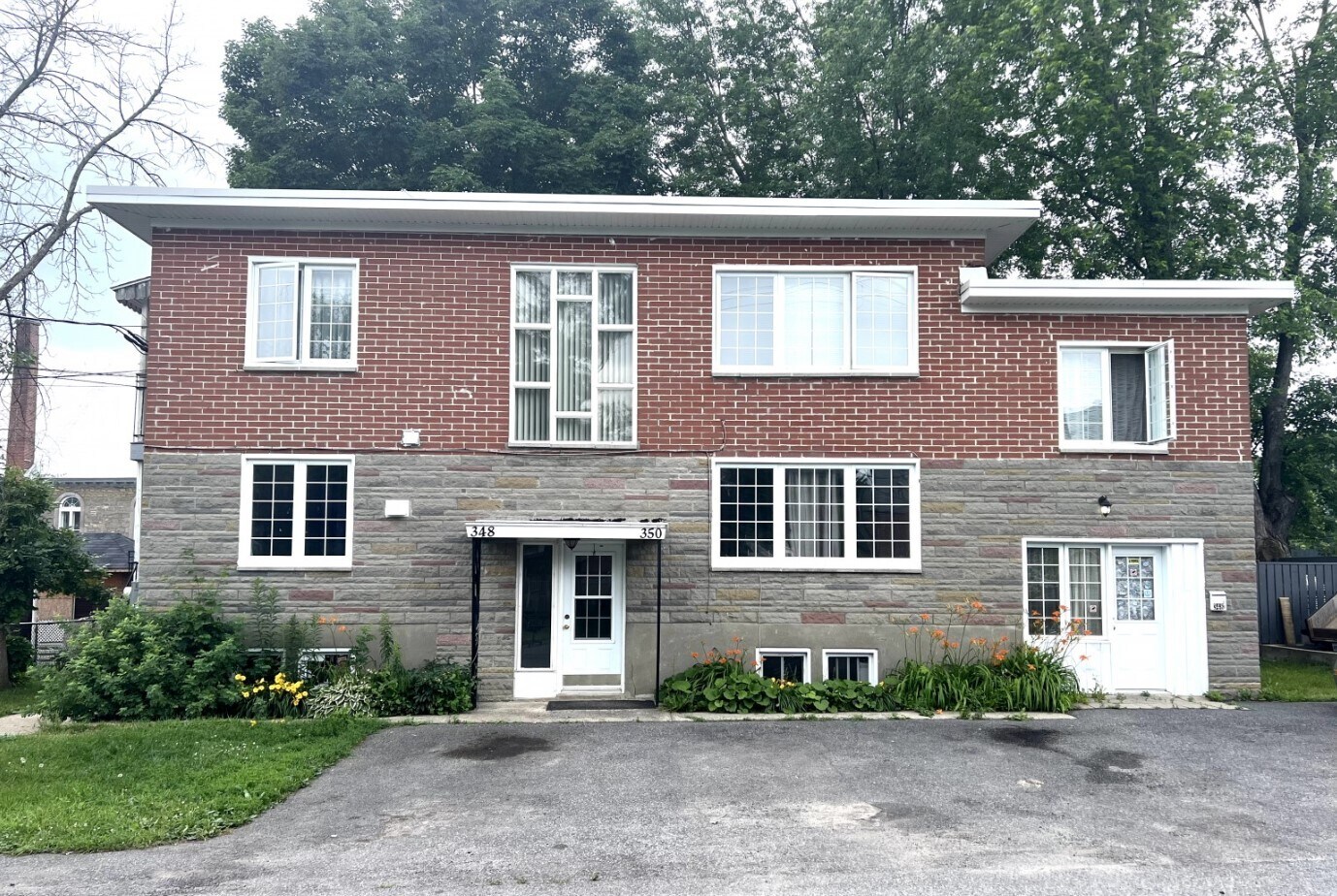 348-350A Rue Sainte-Marie, Montréal, QC à vendre Photo principale- Image 1 de 1