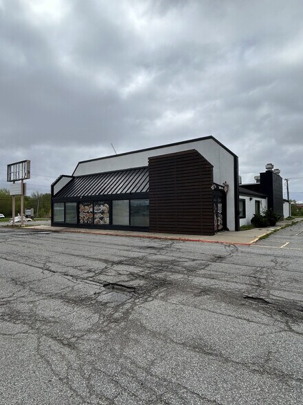 6190 Broadway, Merrillville, IN à vendre - Photo du bâtiment - Image 1 de 6