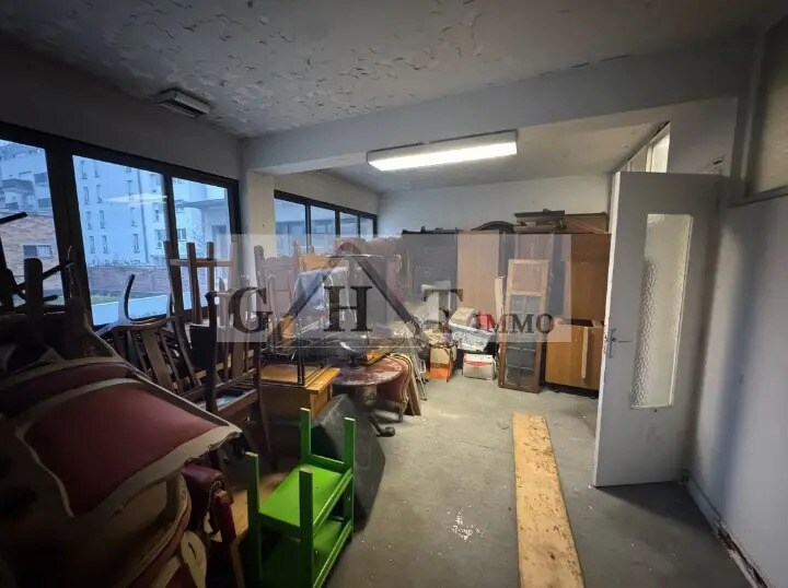Industrial in Arcueil for sale - Interior Photo - Image 2 of 6