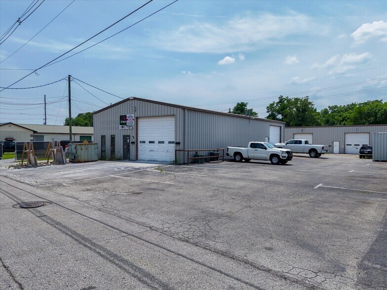 722-726 Roanoke St, Salem, VA à vendre - Photo du bâtiment - Image 2 de 47