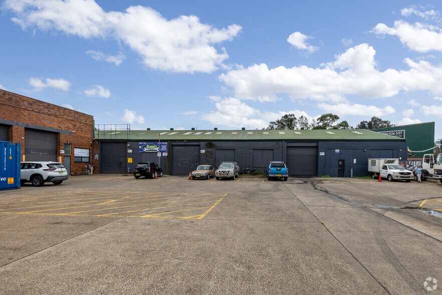 2-4 Hale St, Botany à louer - Photo du bâtiment - Image 3 de 3