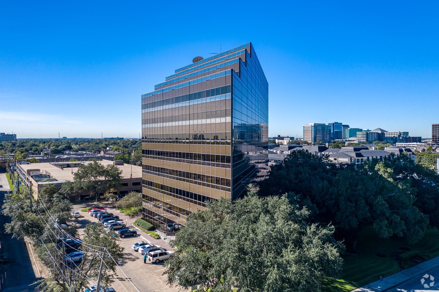 9801 Westheimer Rd, Houston, TX à louer - Photo du bâtiment - Image 2 de 28