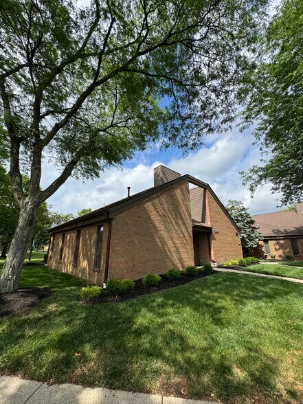 5126-5130 Blazer Memorial Pky, Dublin, OH à louer - Photo du bâtiment - Image 3 de 27