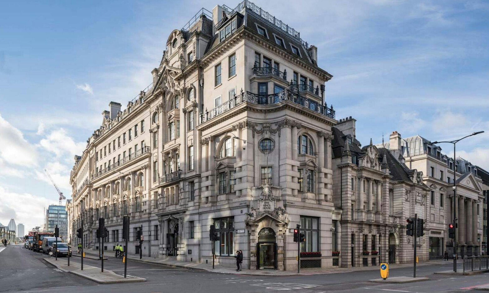 1 Queen Street Pl, Londres à louer Photo du bâtiment- Image 1 de 7