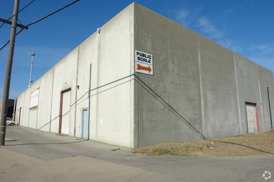 1375 Abbott St, Salinas, CA for sale - Primary Photo - Image 1 of 1