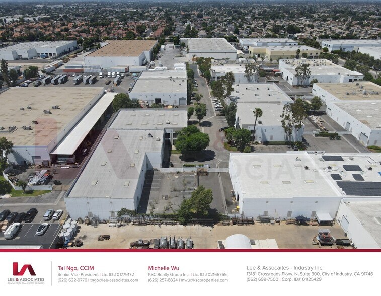 13896 Magnolia Ave, Chino, CA à louer - Photo du bâtiment - Image 3 de 9