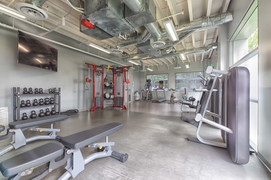 12651 High Bluff Dr, San Diego, CA à louer - Photo intérieure - Image 3 de 9