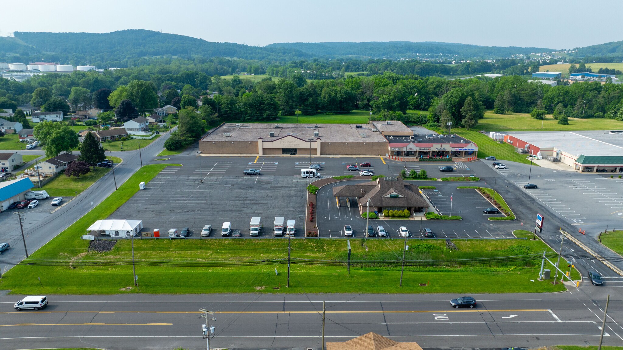 4708 Penn Ave, Sinking Spring, PA à vendre Photo du bâtiment- Image 1 de 1