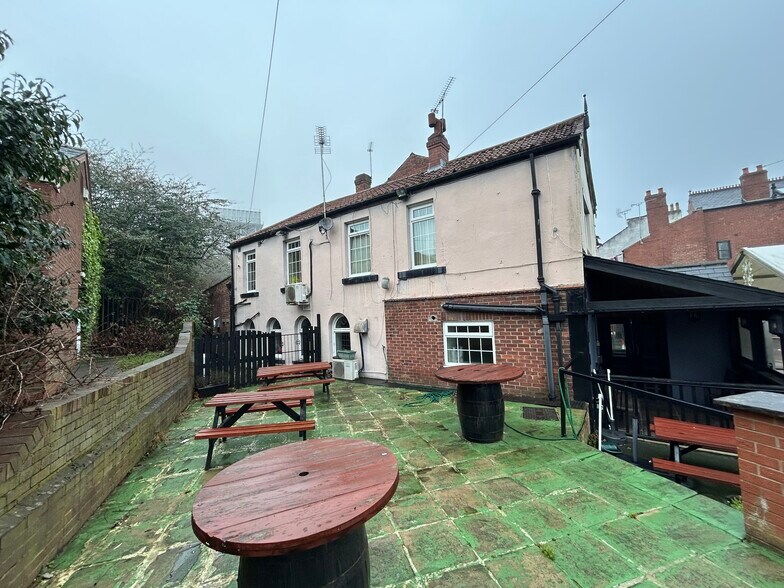 High St, Askern à vendre - Photo du bâtiment - Image 2 de 11