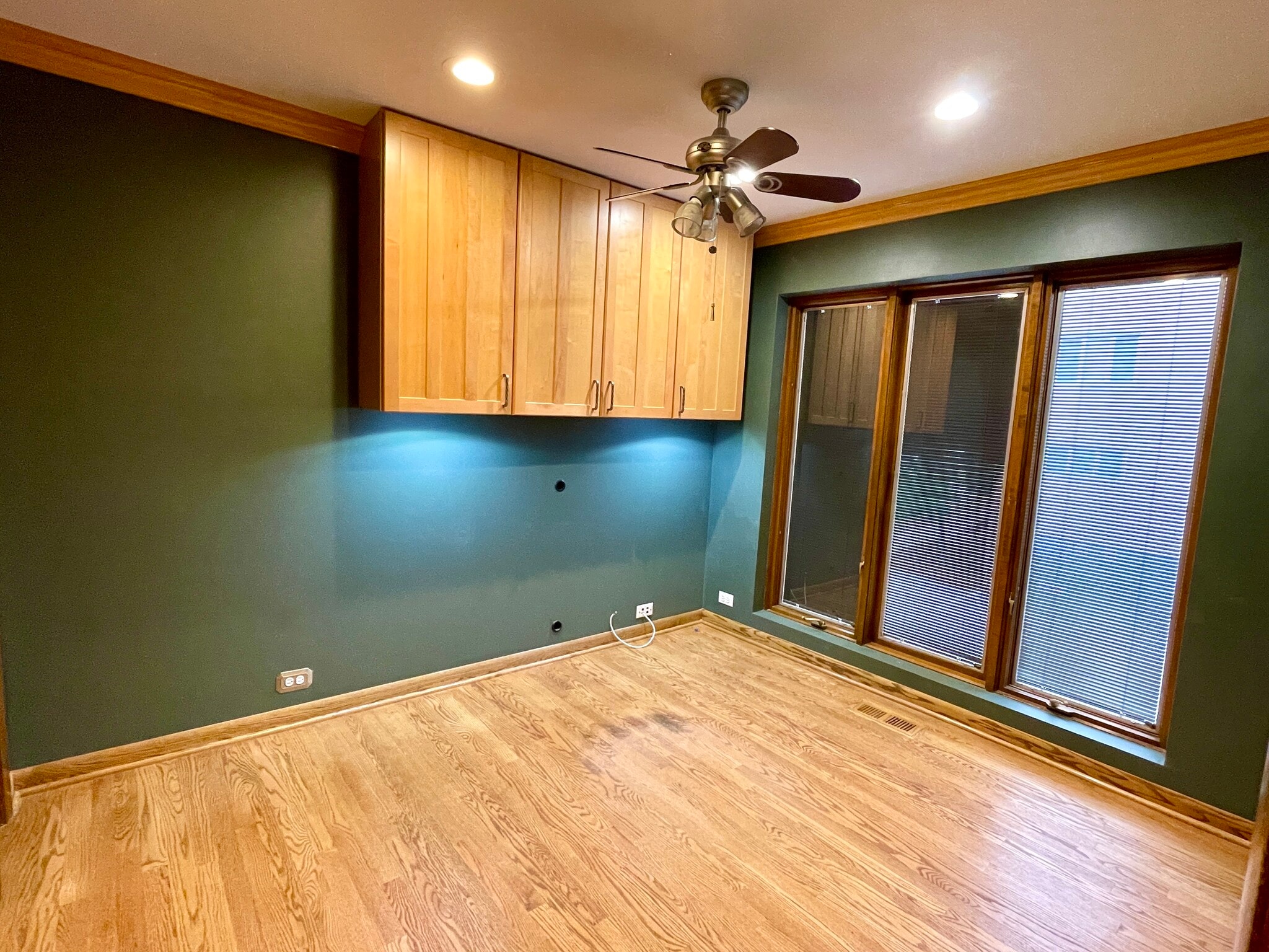 5145 Washington St, Downers Grove, IL for lease Interior Photo- Image 1 of 6